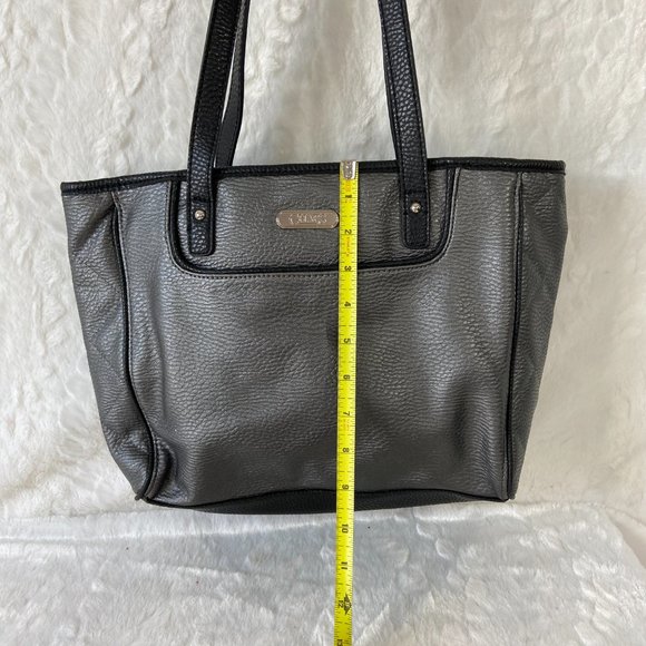 Chaps Pebble Gunmetal texture Shoulder Bag soft Classic Look - Picture 9 of 10